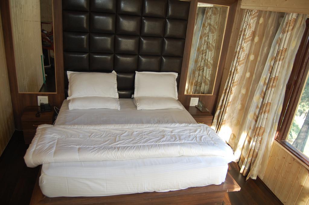 Hotel Zahgeer Continental 古尔马尔格 客房 照片