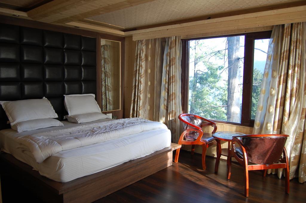 Hotel Zahgeer Continental 古尔马尔格 客房 照片